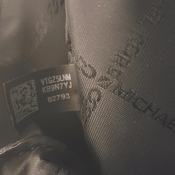 ⭐️MICHAEL KORS TOBY MEDIUM BLACK SUEDE LEATHER BACKPACK - Picture 9 of 15